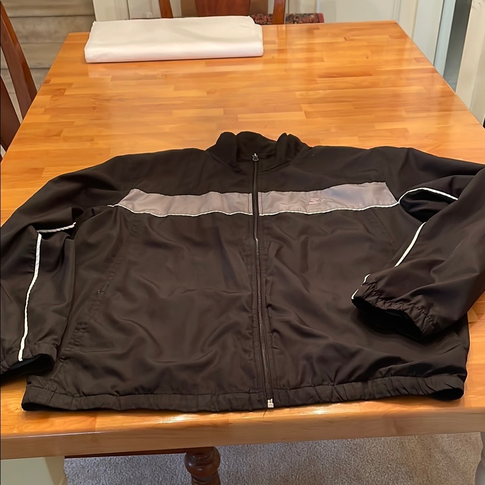 STARTER Black and Gray Windbreaker with Full-Length Zipper